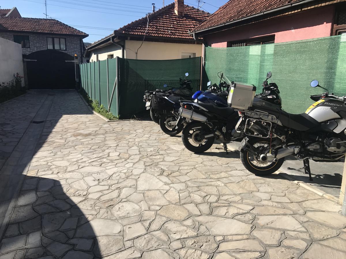 Prenociste Dm5 Bed & Breakfast Yeni Pazar Dış mekan fotoğraf